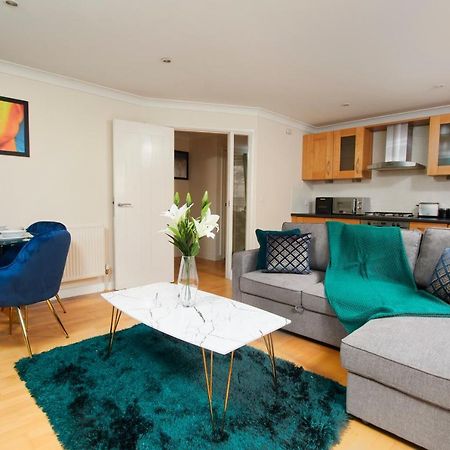 Exquisite Cambridge Abode - Sleeps 6 - Parking Appartamento Esterno foto